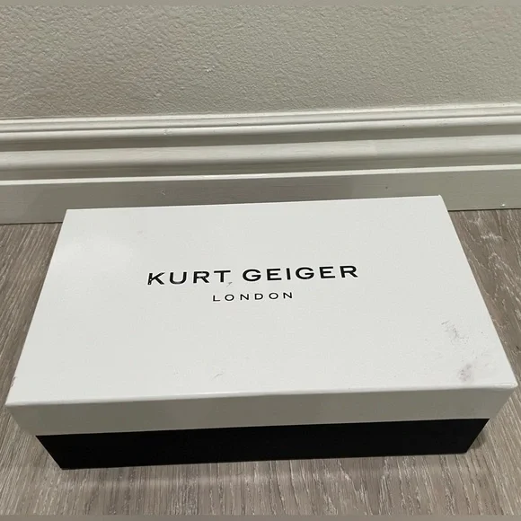 🌈 NIB Kurt Geiger Dawn Rainbow bone leather crystal strap sandal sz 8.5 🌈 - Picture 7 of 7